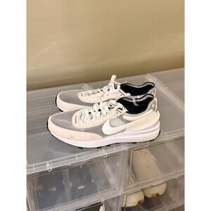 Nike Vintage Style Running Shoes DA7995-100 Men's 9